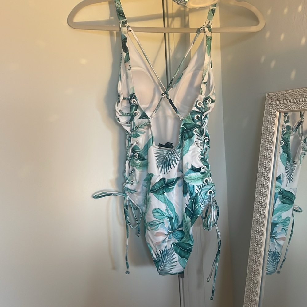 One Piece Bathing Suit - Picture 6 of 8